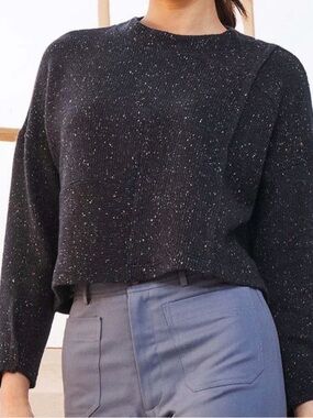 Antistar brand long-sleeve crop top in a dark grey heather Knit Women’s M